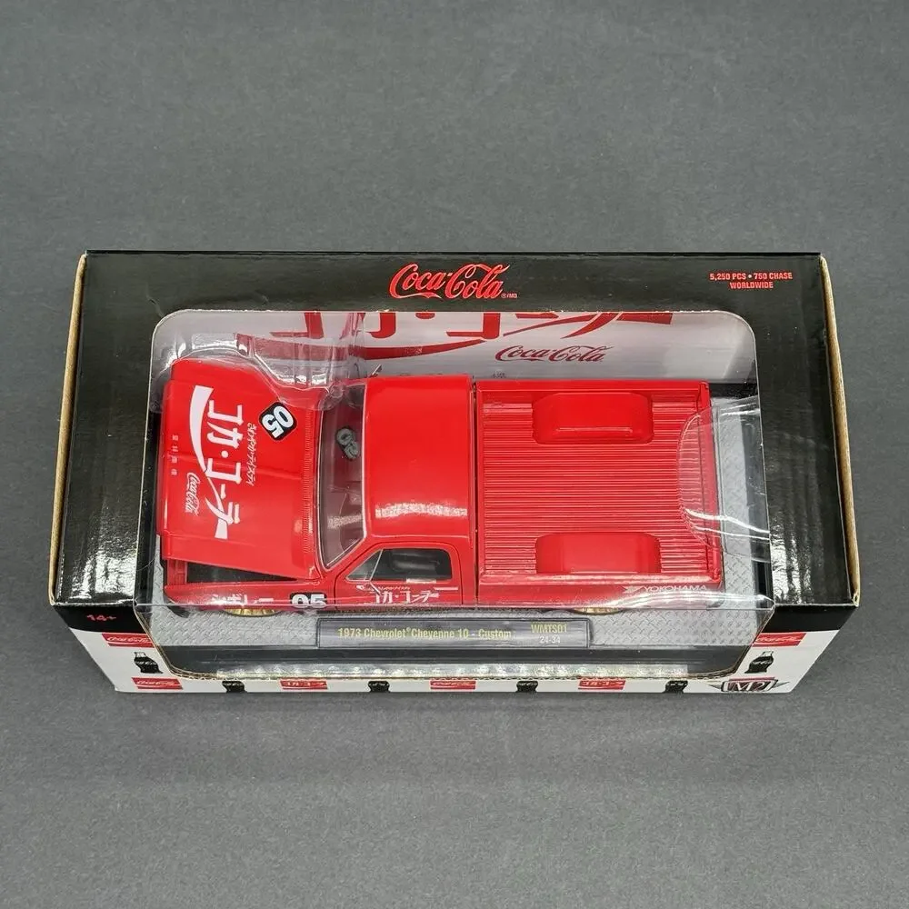 M2 1973 Chevrolet Cheyenne 10 Japan Coca Cola Squarebody 1/24 Diecast Truck